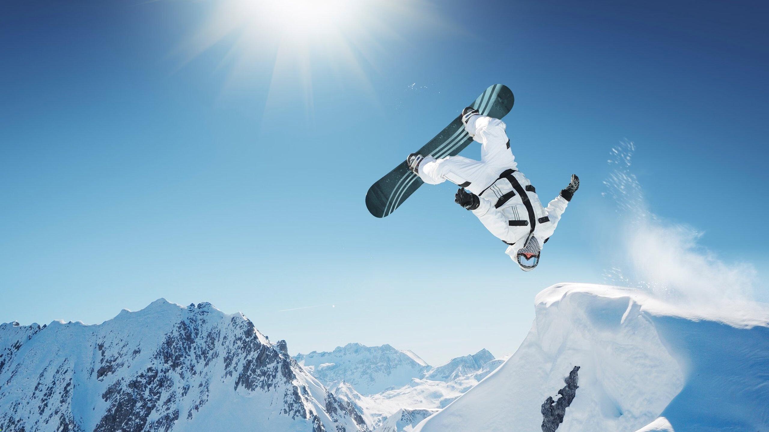 中国游泳队闪耀世锦赛，斩获多枚金牌创历史佳绩