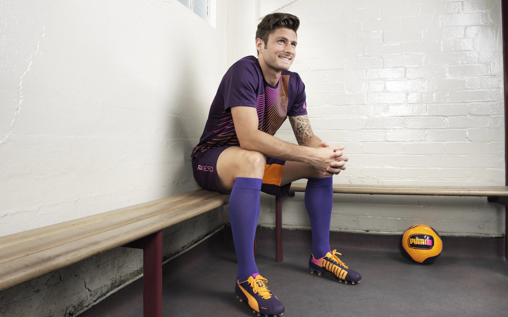 姆巴佩梅开二度助巴黎圣日耳曼登顶法甲积分榜